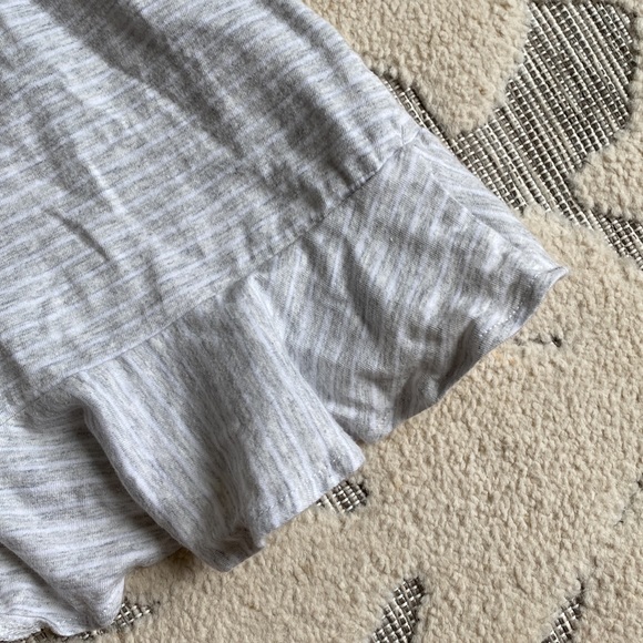 BANANA REPUBLIC | RUFFLE SHIRT - Picture 3 of 5